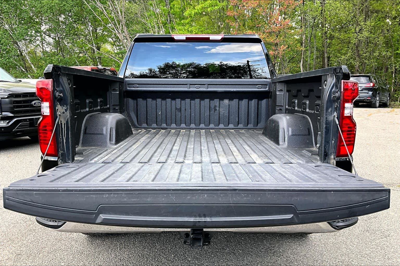 Used 2022 Black Chevrolet LT image 30