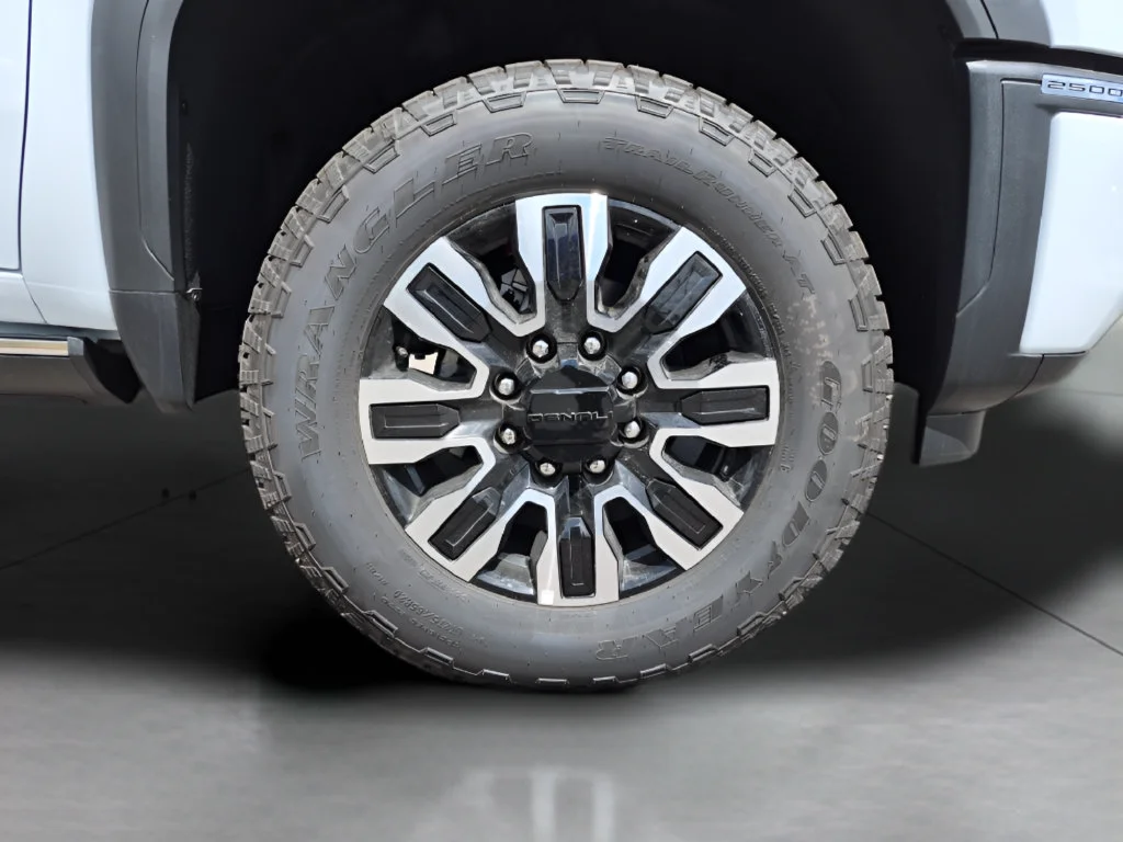 New 2026 GMC Sierra 2500 HD Denali Ultimate, photo 13
