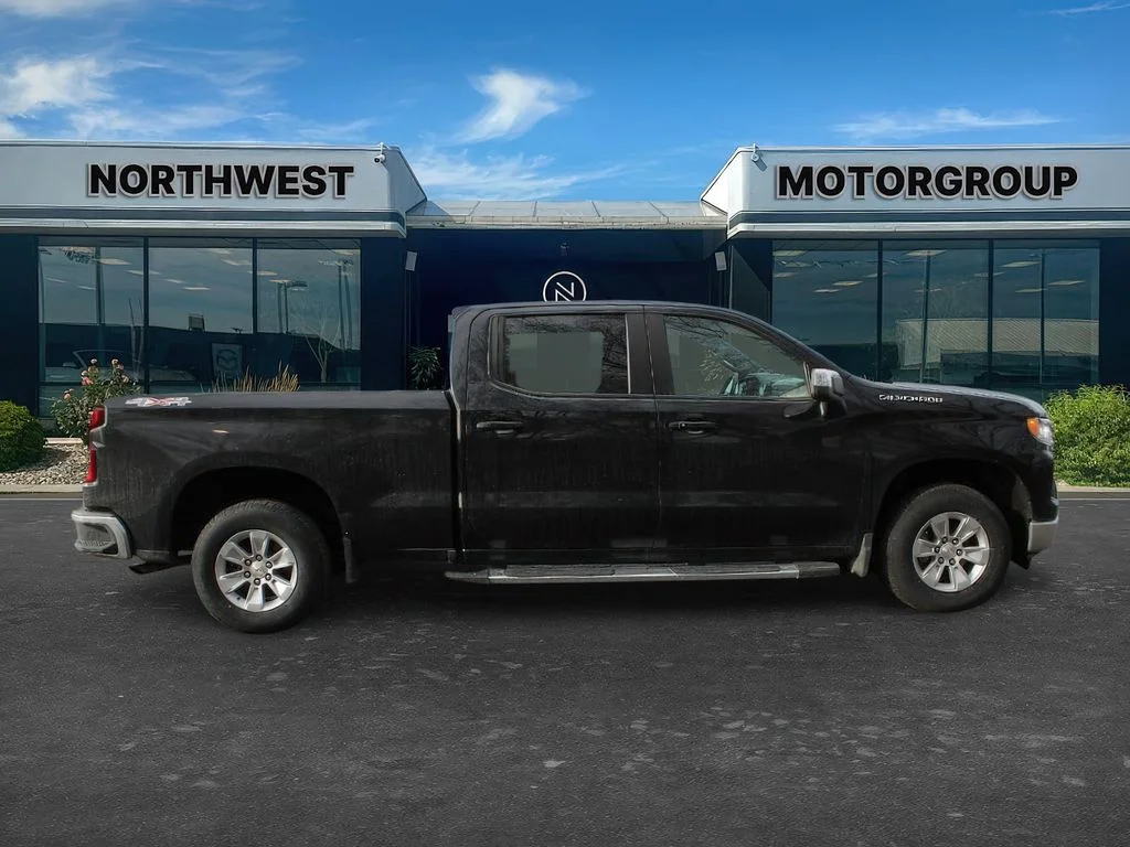 2023 Chevrolet Silverado 1500 LT - Photo 8