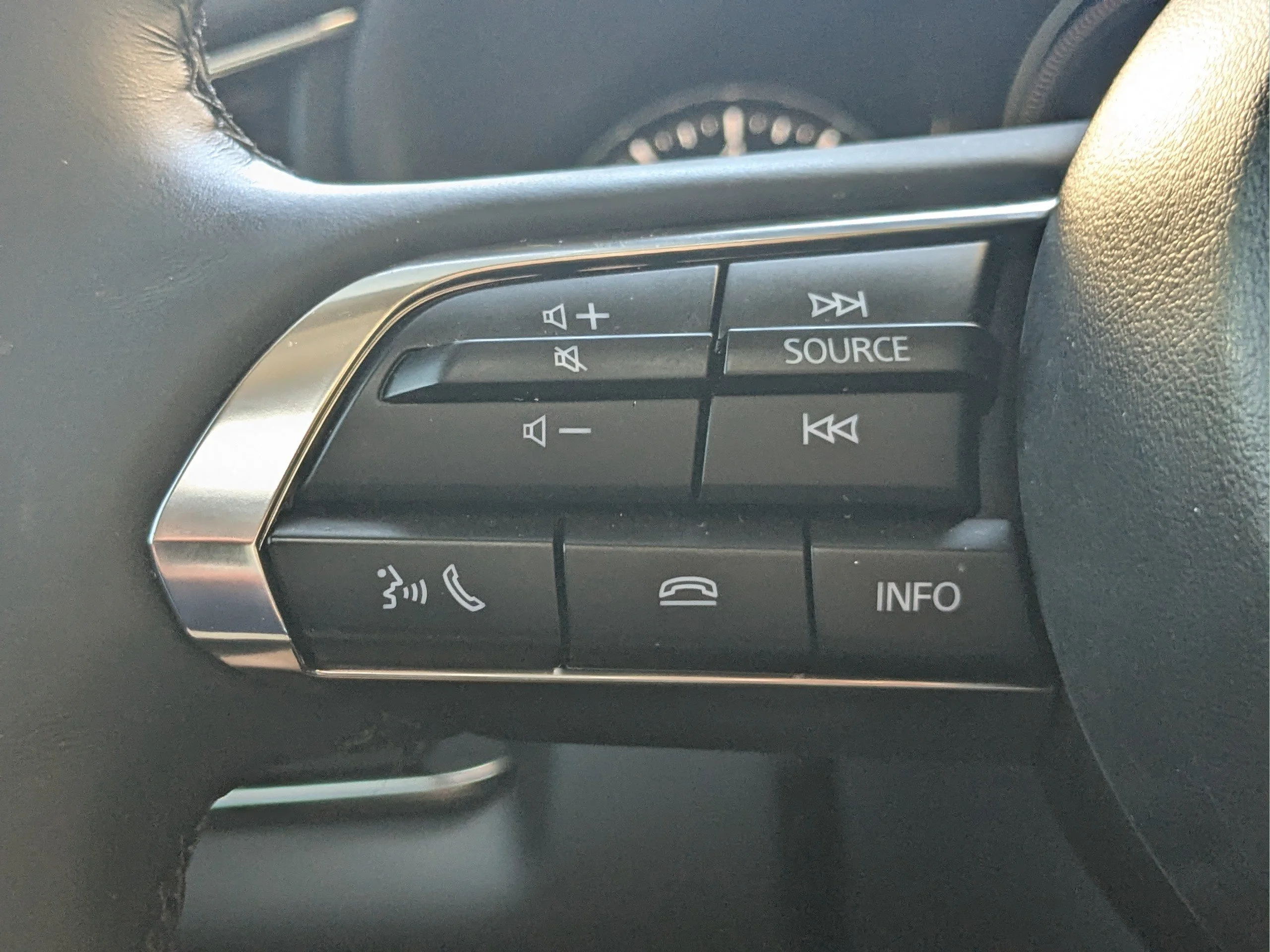 Used 2025 Deep Crystal Blue Mica Mazda 2.5 S Preferred Package image 19