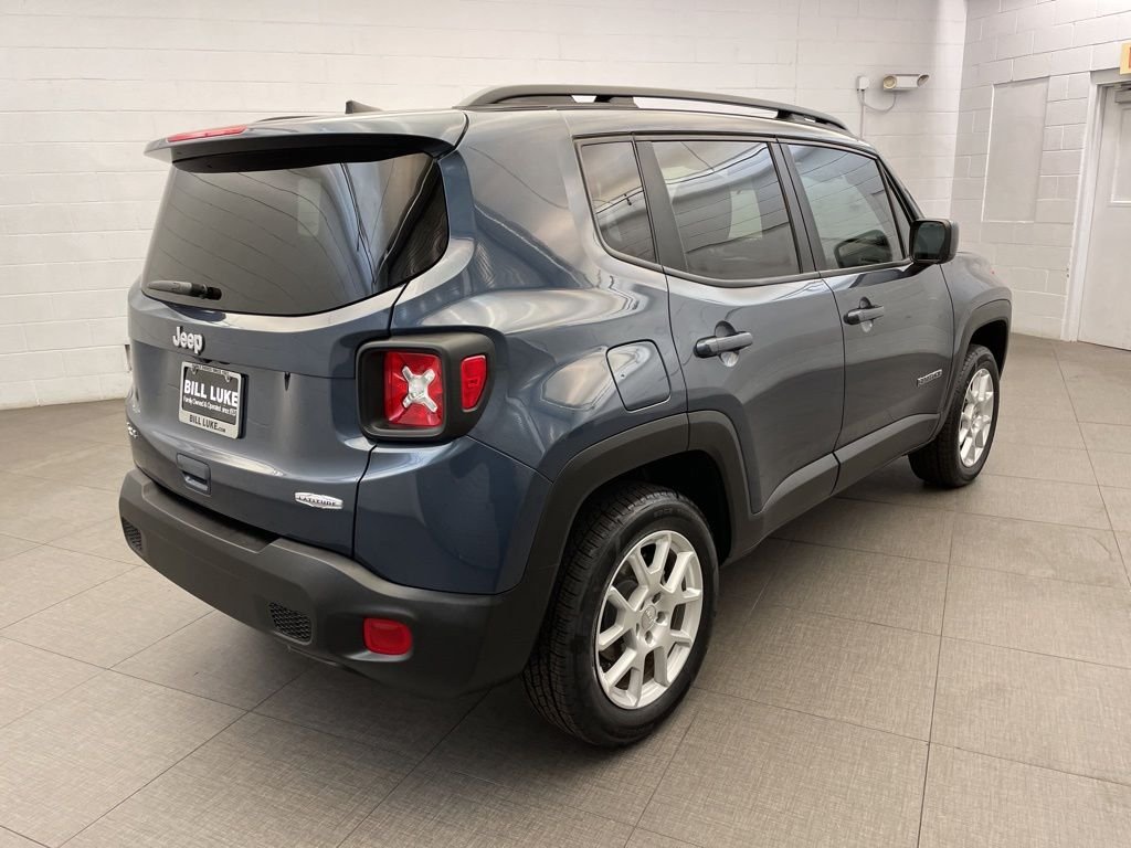 Certified Used 2021 Blue Jeep Latitude image 5
