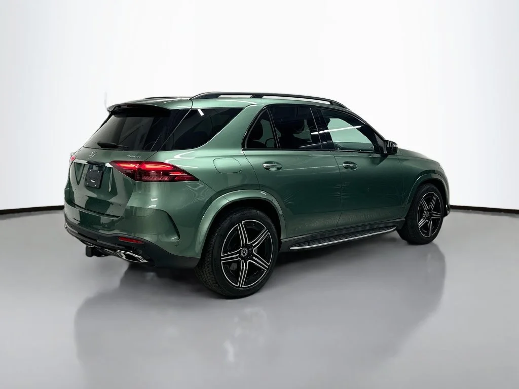 Certified Used 2026 MANUFAKTUR Ireland Mid Green Metallic Mercedes-Benz GLE 450 image 9