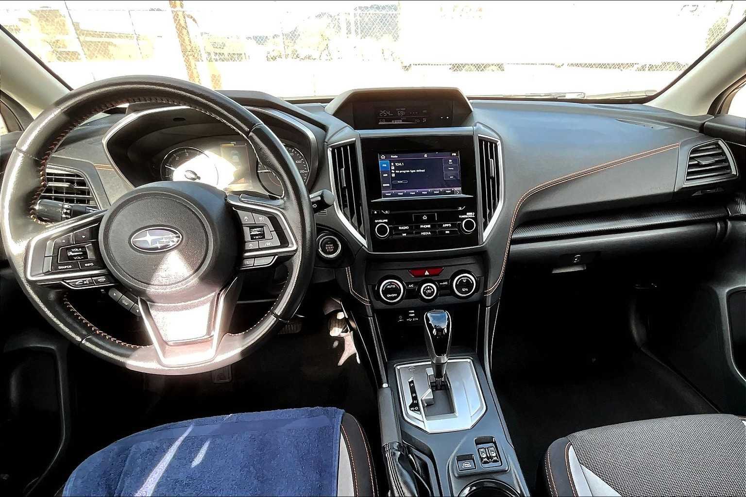 Used 2020 Quartz Blue Pearl Subaru Premium image 15