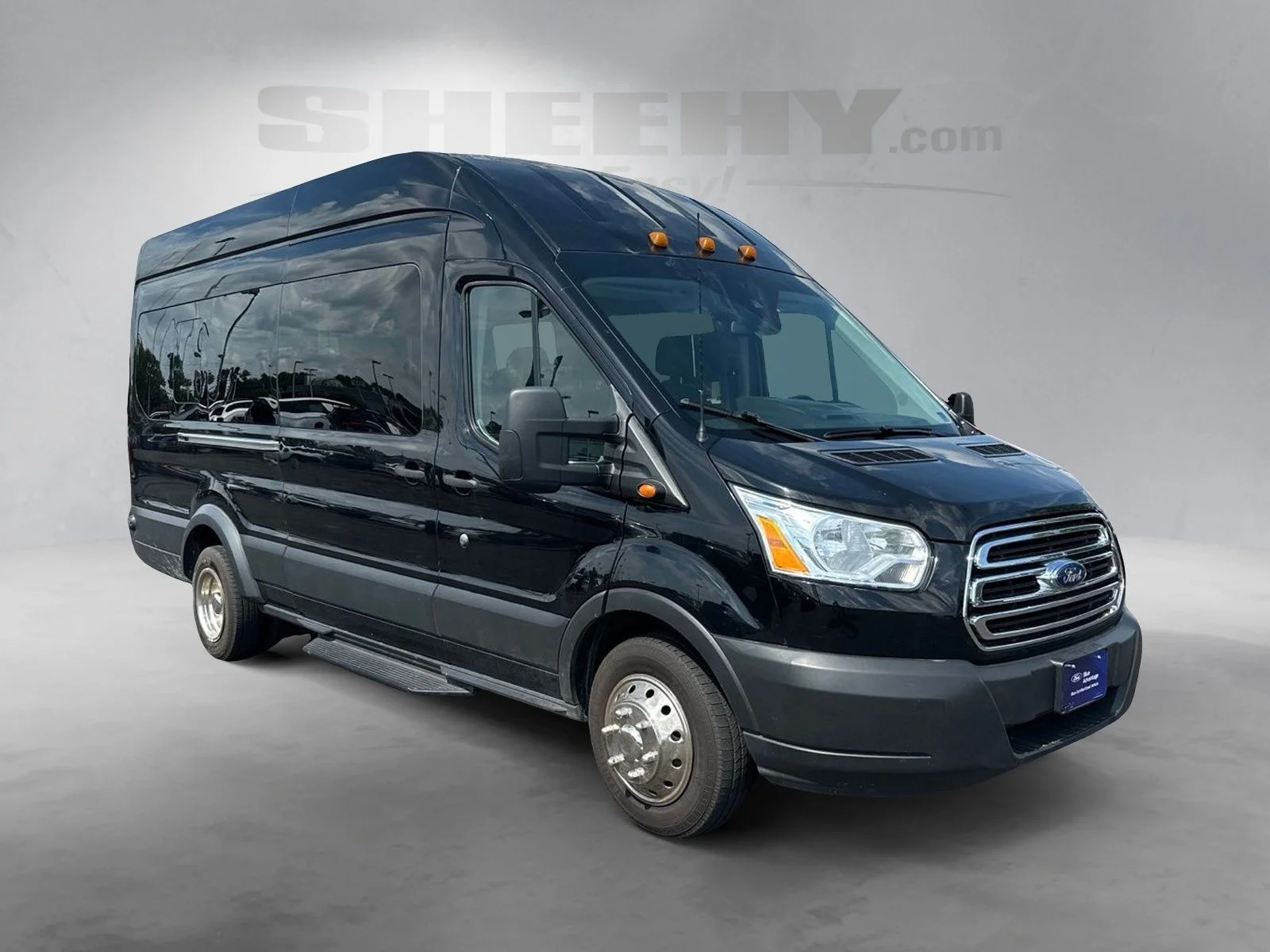Certified Used 2019 Shadow Black Ford XLT image 2