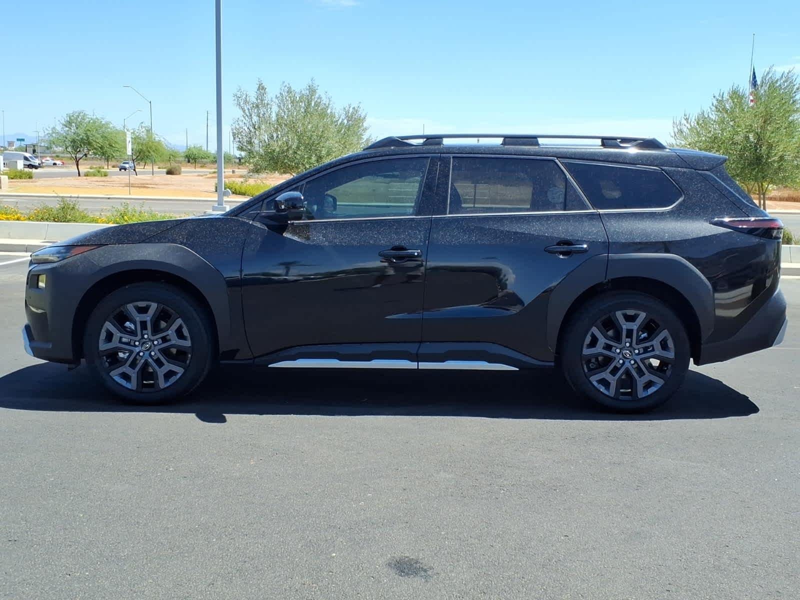 New 2026 CRYSTAL BLACK SILICA Subaru Touring image 3
