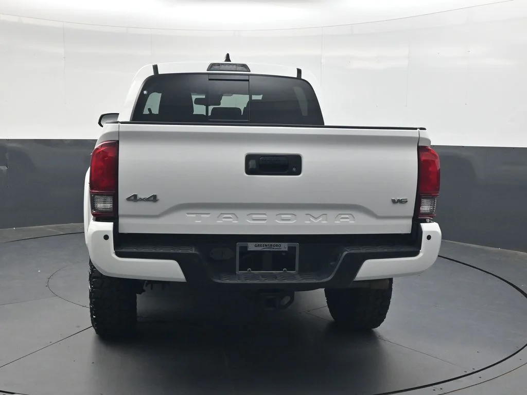 Used 2023 White Toyota SR5 image 5