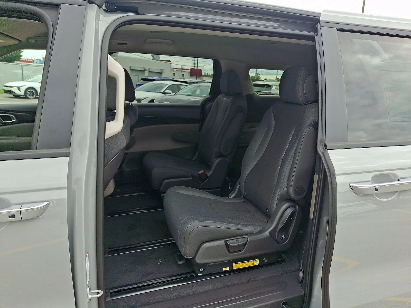 New 2027 Silver Kia LX image 9
