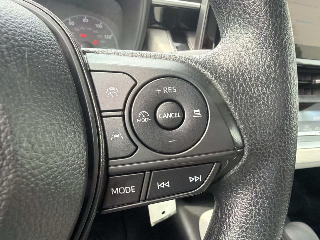 Used 2025 White Toyota LE image 25