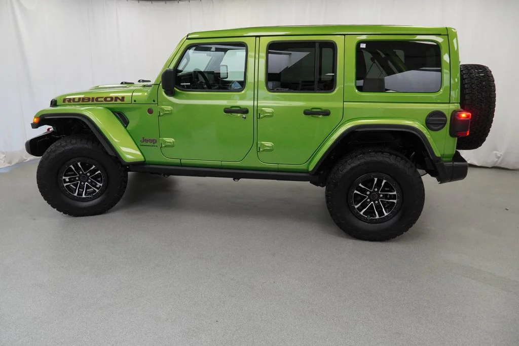 Used 2025  Jeep Rubicon X-Treme Recon image 32