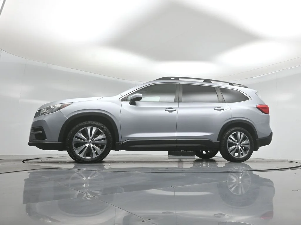 Used 2019 Silver Subaru Premium image 47
