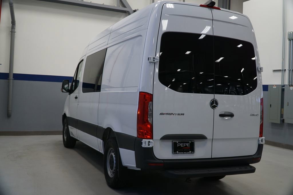 2025 Mercedes-Benz Sprinter Crew Van Base - Photo 18