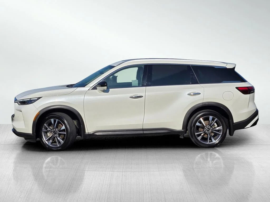 Used 2023 Majestic INFINITI LUXE image 7