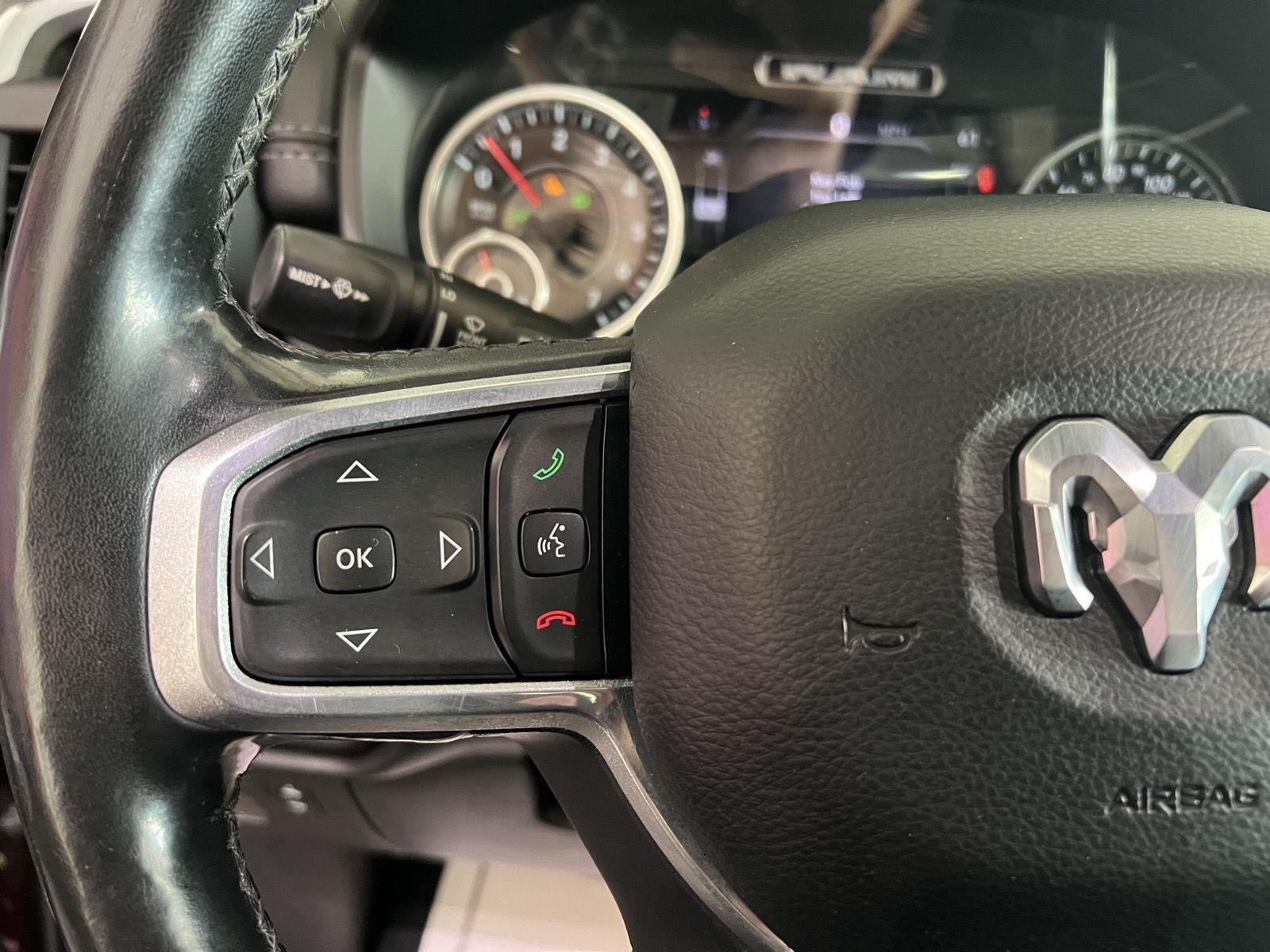 Used 2019 Delmonico Red Pearlcoat Ram Laramie image 18