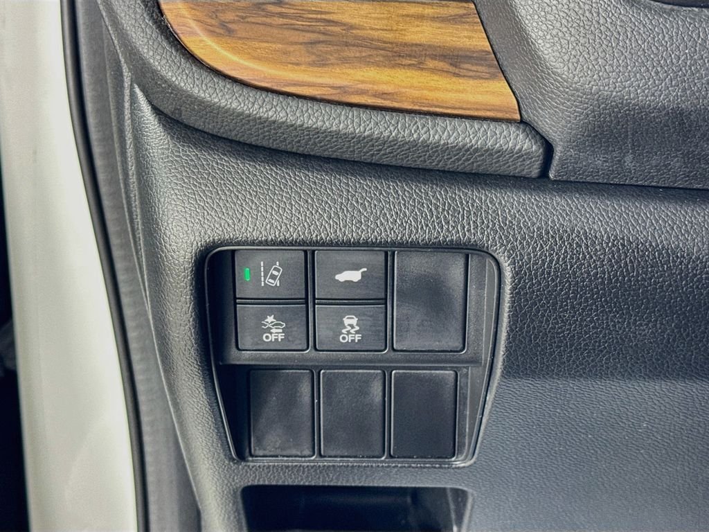 Used 2019 White Honda EX-L image 11