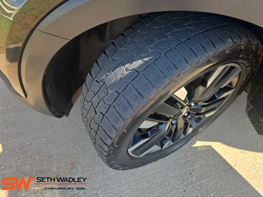 Used 2023 Ebony Black Kia SX image 32