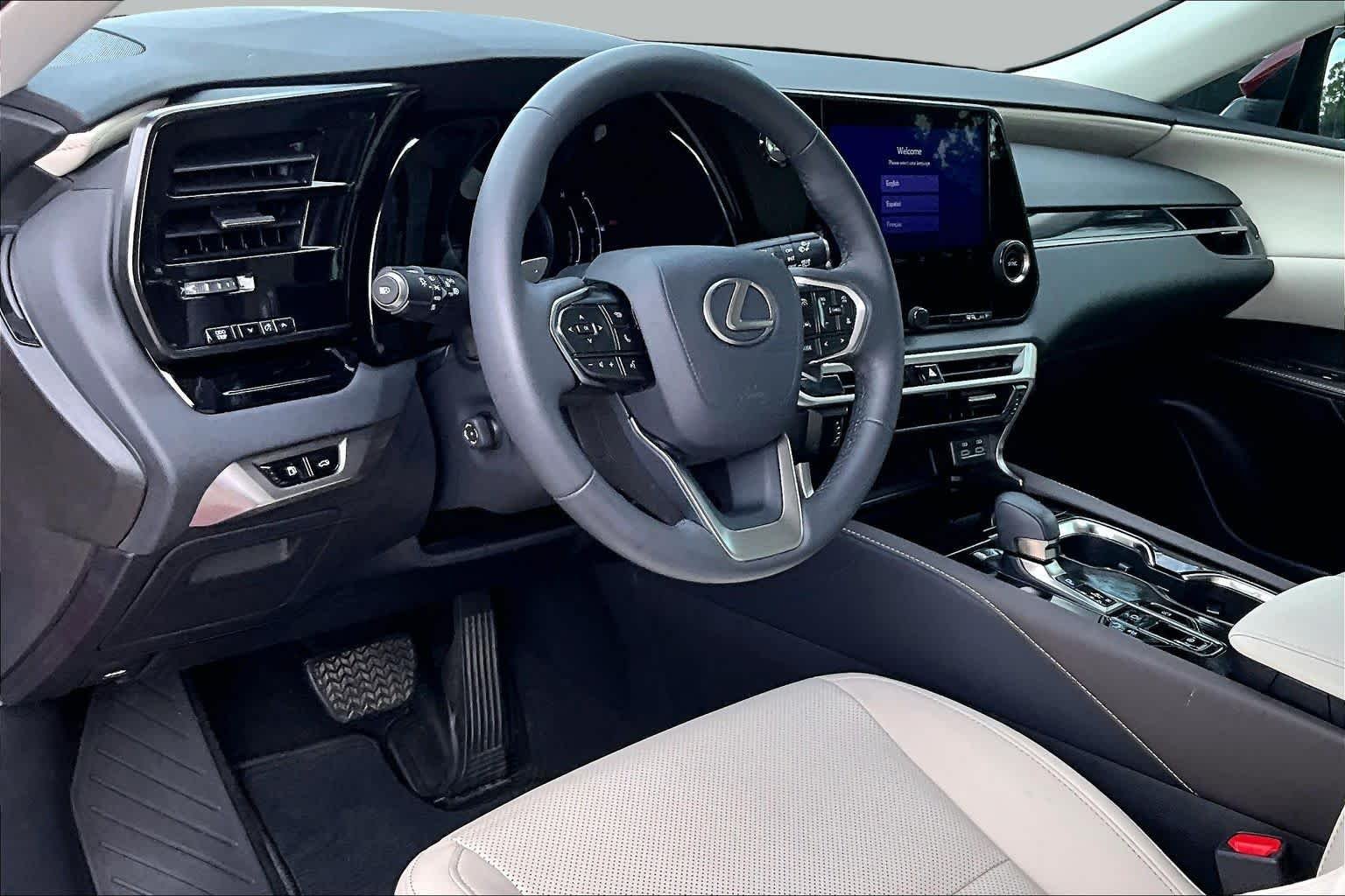 Used 2024 Matador Red Mica Lexus  image 18