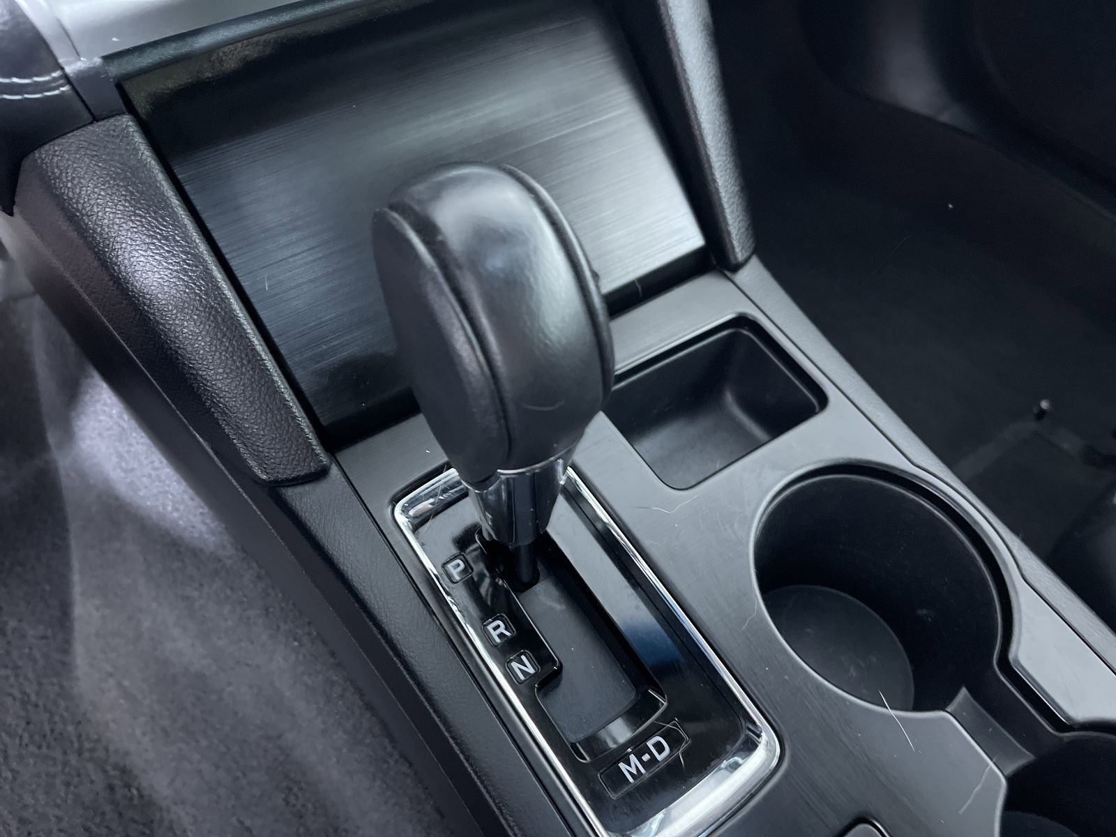 Used 2018 Magnetite Gray Metallic Subaru Limited image 22