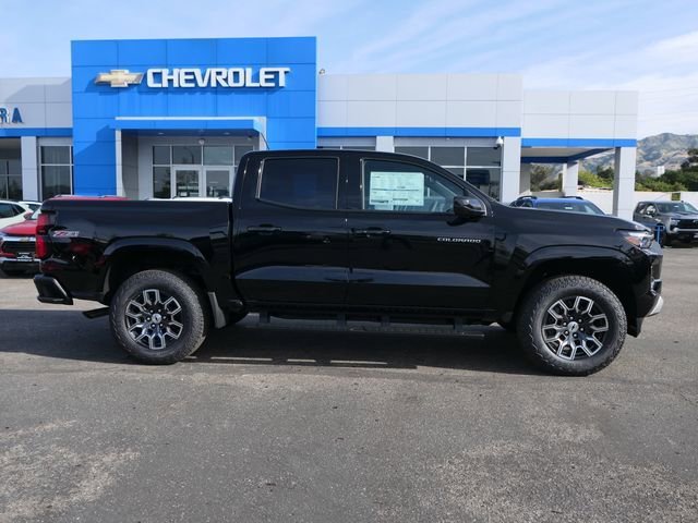 2026 Chevrolet Colorado Z71 - Photo 2