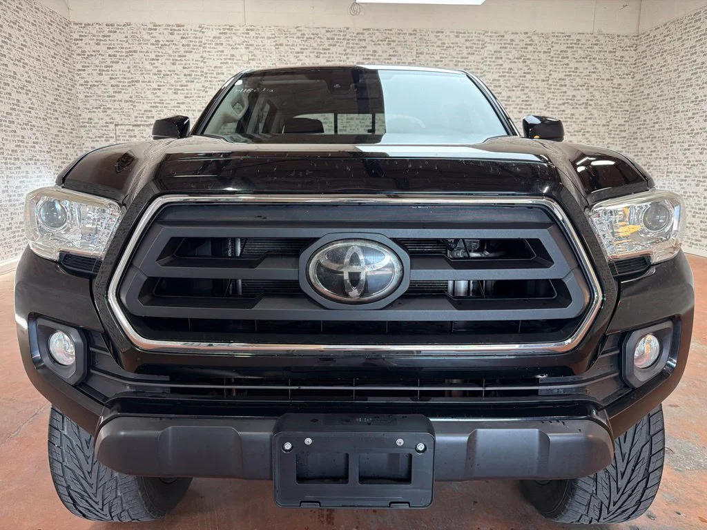 Used 2021 Midnight Black Metallic Toyota SR5 image 2