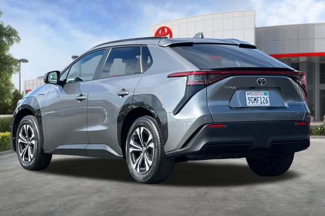 Certified Used 2023  Toyota XLE image 7