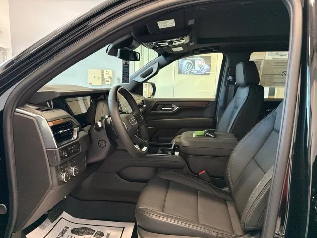 2027 GMC Yukon Denali - Photo 21