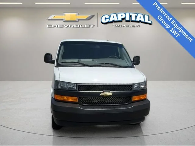 Used 2025 Summit White Chevrolet WT image 9