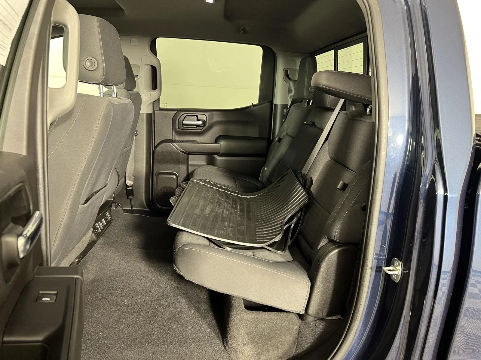 Used 2020 NORTHSKY BLUE METALLIC Chevrolet LT image 21