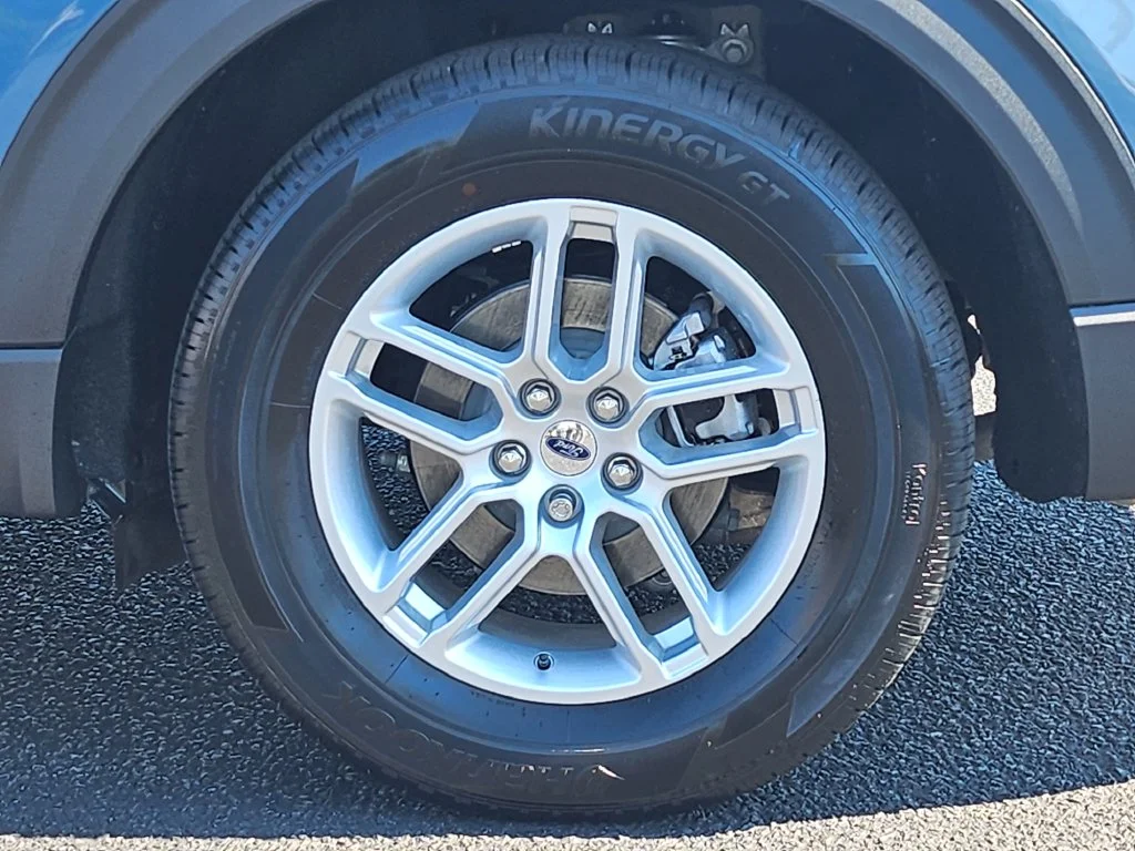 New 2027 Blue Ford Active image 17
