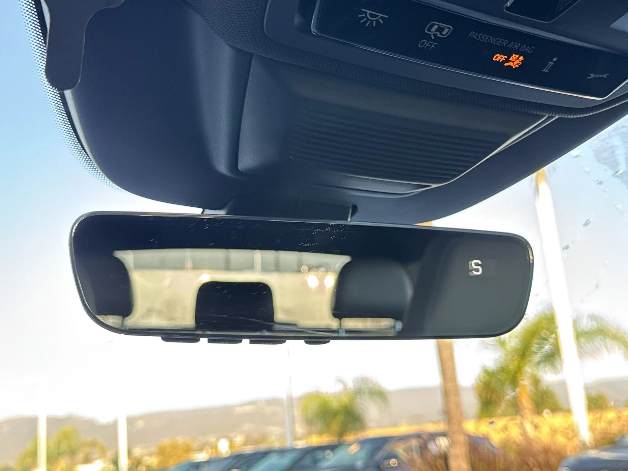 New 2026 Opal White Pearl Volkswagen SE image 28