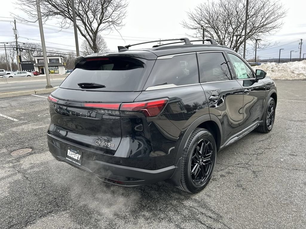 Certified Used 2026 Mineral INFINITI SPORT image 8