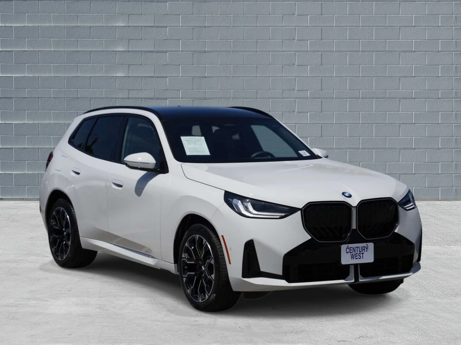 2025 BMW X3 30 XDRIVE's photo