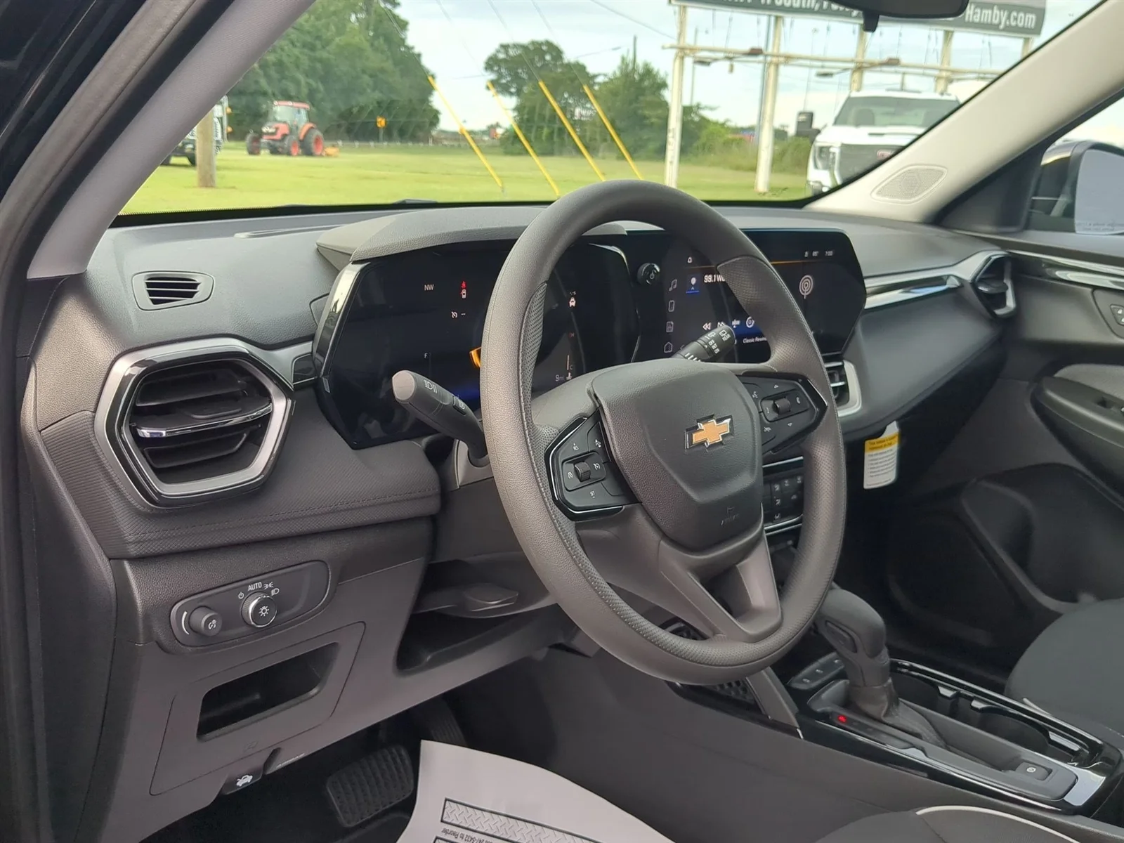 New 2026 Mosaic Black Metallic Chevrolet LT image 34