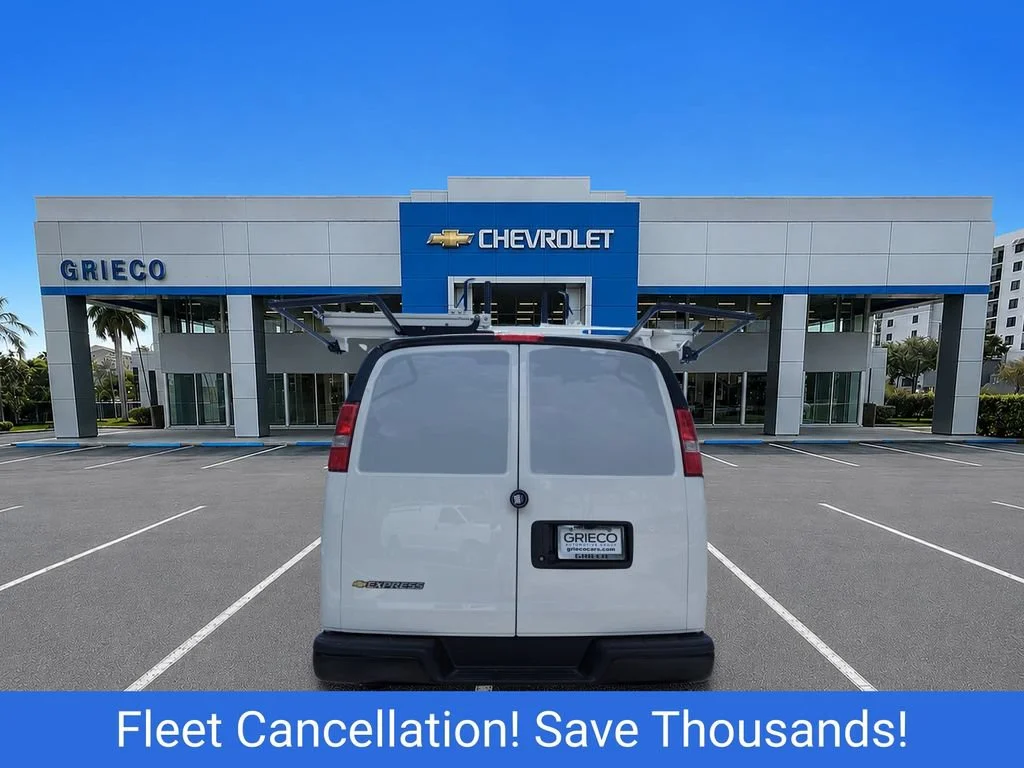 2025 Chevrolet Express Cargo Work Van - Photo 9