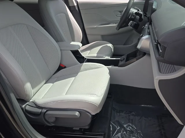 2024 Hyundai Kona Limited - Photo 16