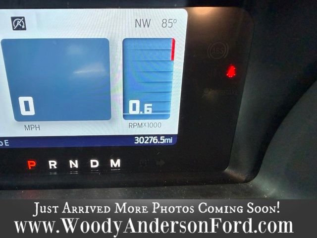 Used 2024 Eruption Green Metallic Ford Wildtrak image 10