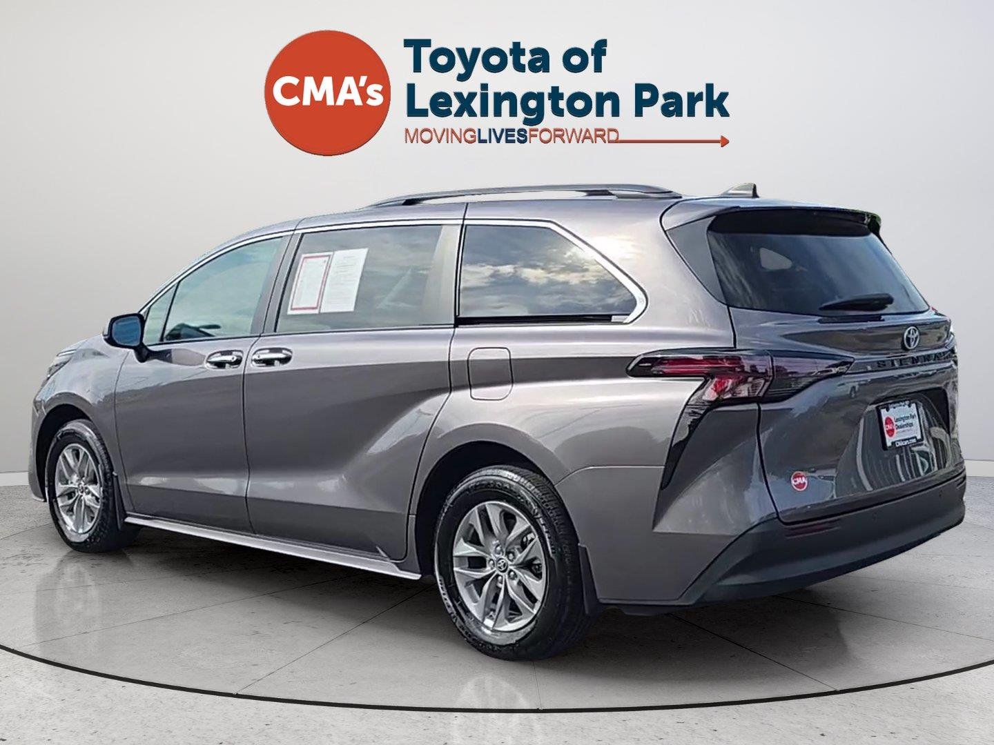 Used 2024 Predawn Gray Mica Toyota XLE image 3