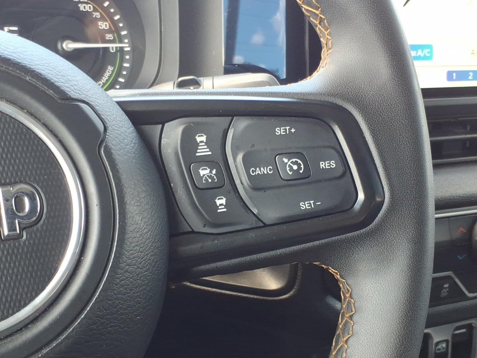 Used 2024 Black Clearcoat Jeep Sport S image 28