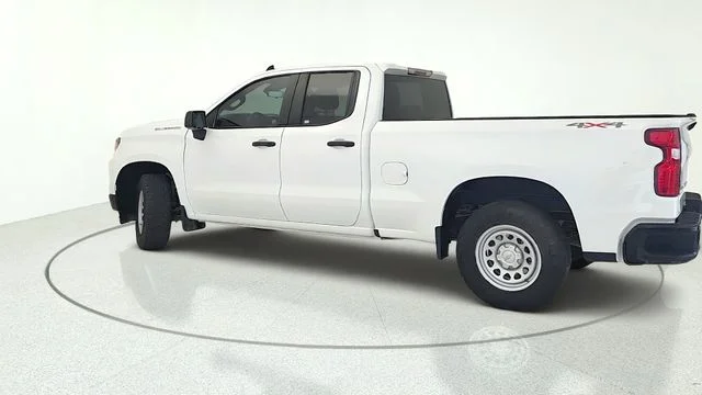 Used 2023 Summit White Chevrolet WT image 5