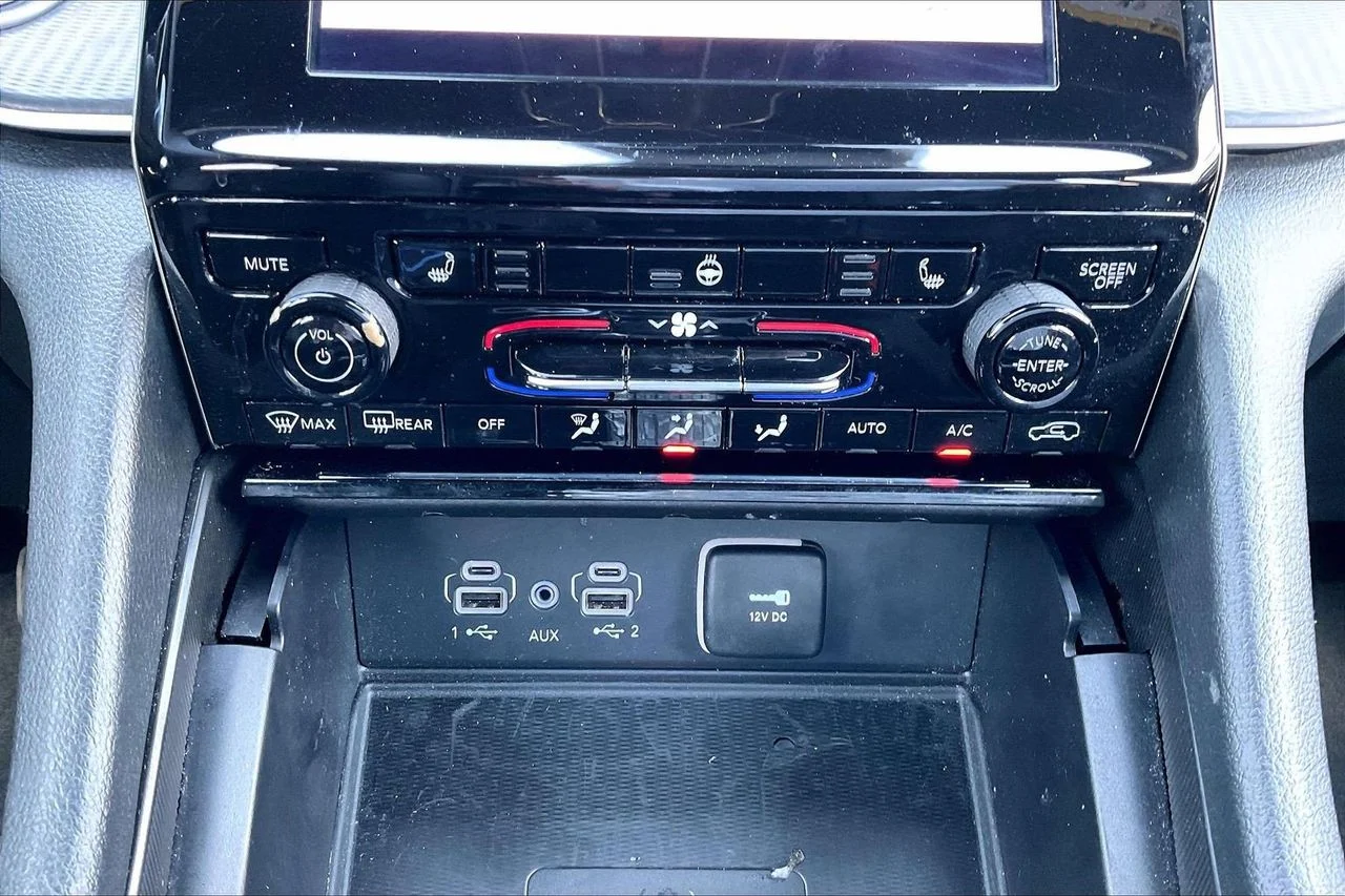 Certified Used 2023 Silver Jeep Altitude X image 19