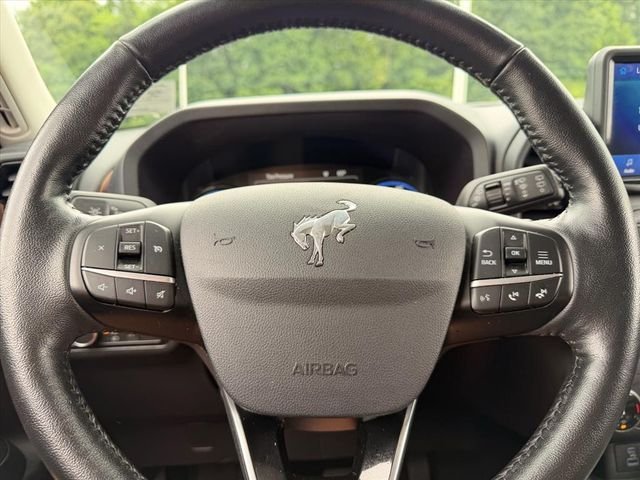 Used 2022 Black Ford Outer Banks image 19