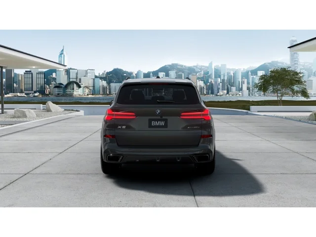 New 2026 Dravit Grey Metallic BMW xDrive50e image 5