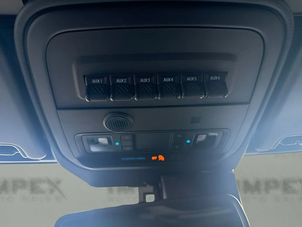 Used 2024 Blue Ford Wildtrak image 30