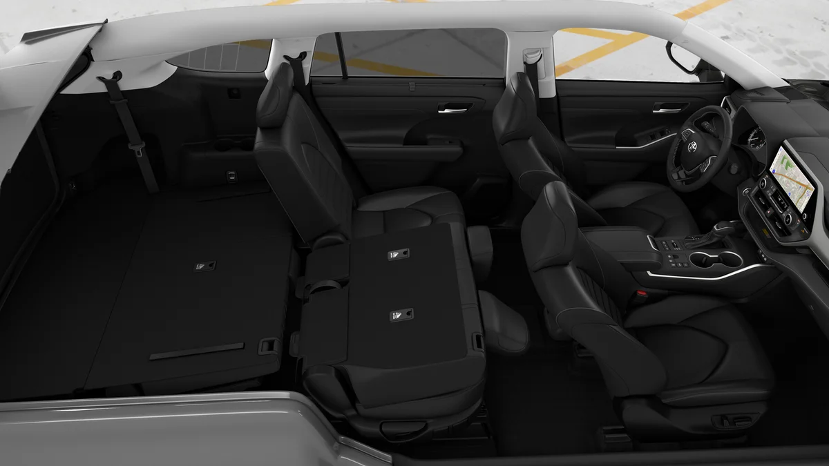 New 2026 Wind Chill Pearl Toyota XLE image 22