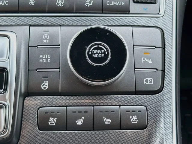 Used 2023 Shimmering Silver Hyundai Calligraphy image 30