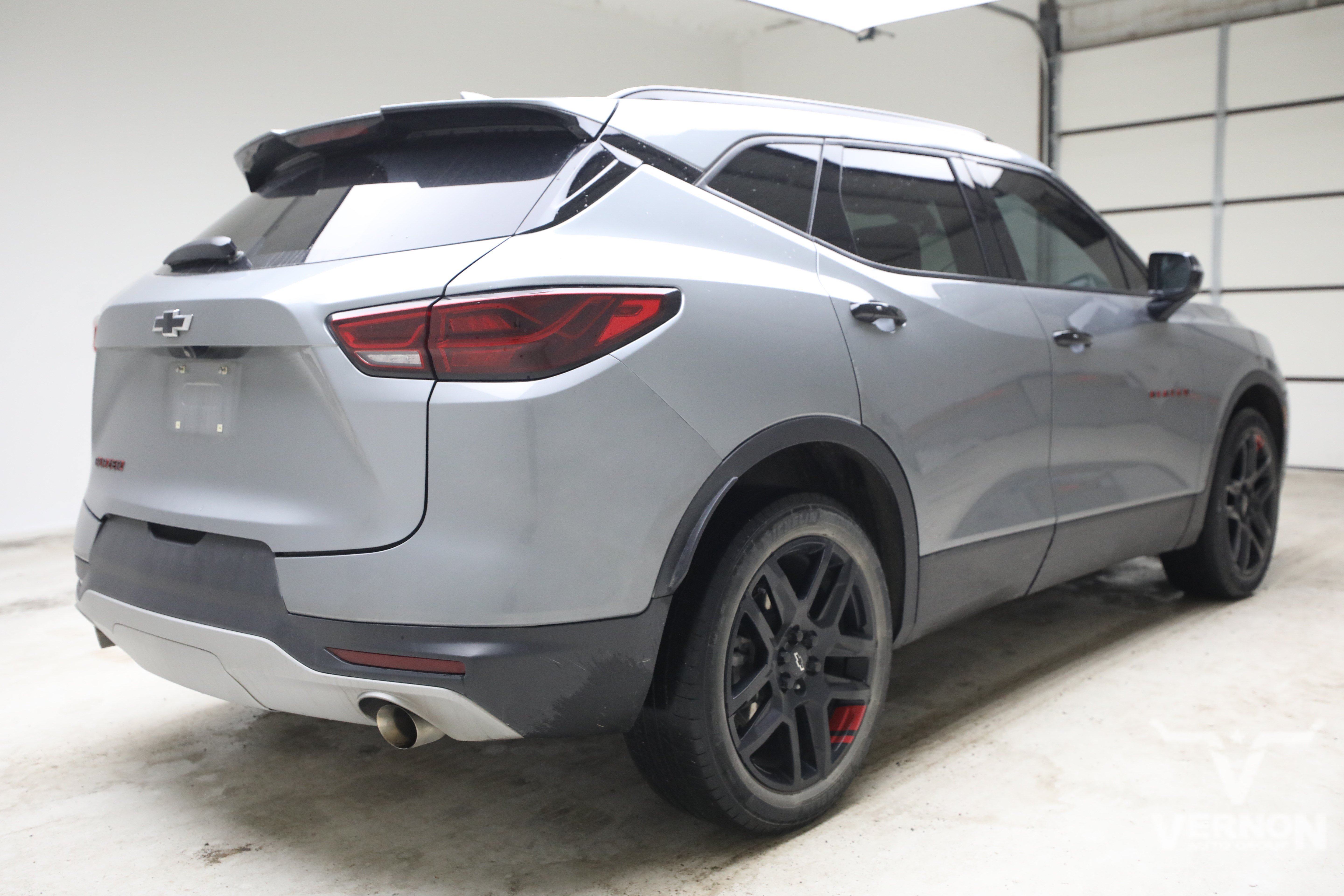 Used 2023 Sterling Gray Metallic Chevrolet Y image 4