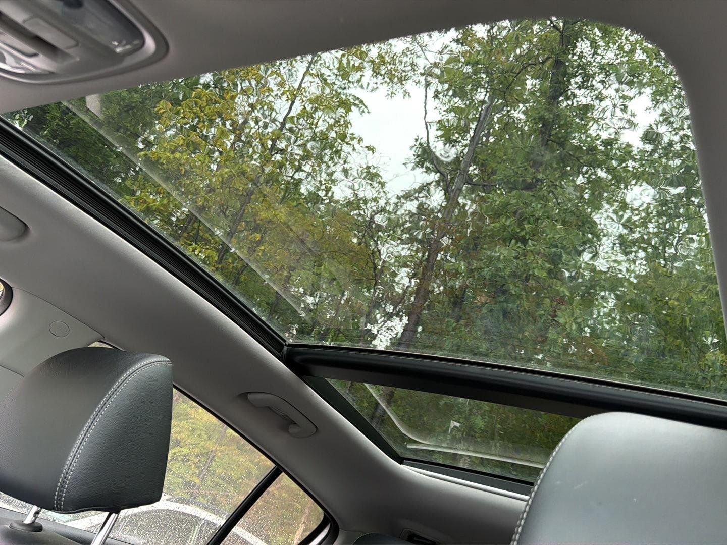 Used 2017 Mineral Silver Kia EX image 3