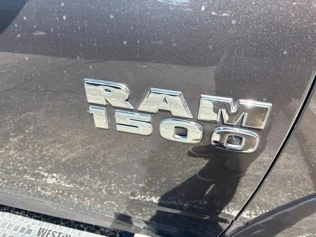 Used 2015 Granite Crystal Metallic Clearcoat Ram Outdoorsman image 5