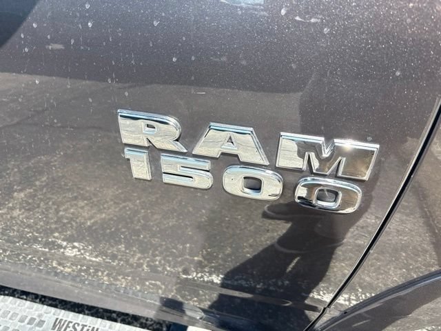 Used 2015 Granite Crystal Metallic Clearcoat Ram Outdoorsman image 5