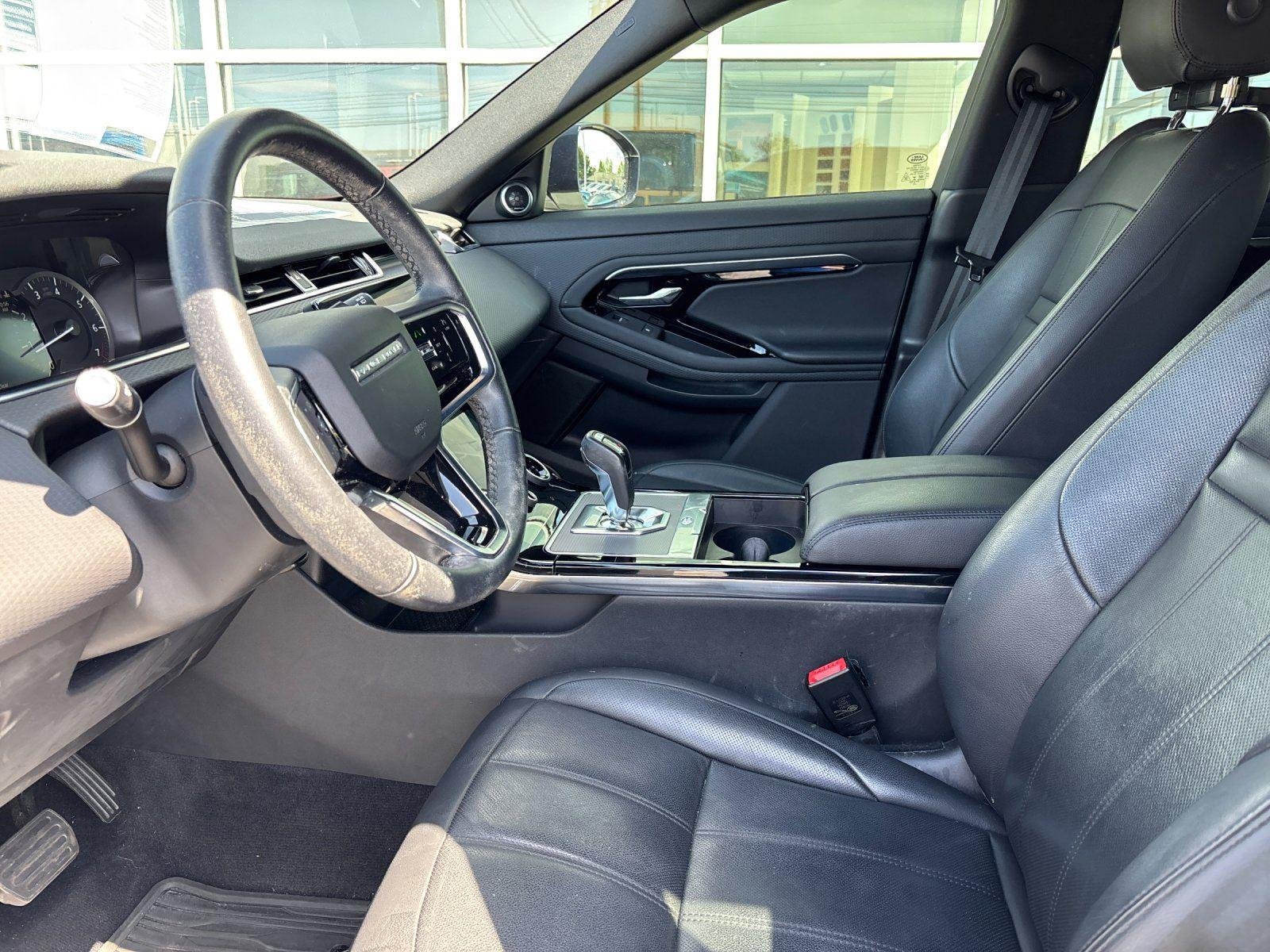 Used 2023 Fuji White Land Rover S image 15