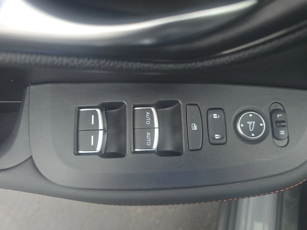 2025 Honda HR-V Sport - Photo 35
